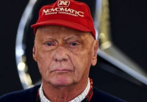 Lauda on Grid Girls issue: "How dumb can someone be?"