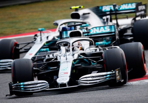 'Voorvleugel Mercedes illegaal, moet worden vervangen'