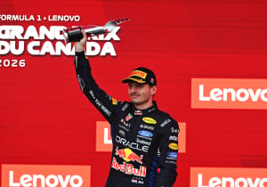 Verstappen wijst naar context na Ford-podium: 'Exit Russell en rommeltje McLaren niet vergeten'