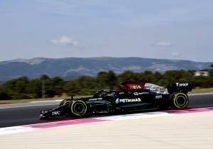 Hamilton concerned Mercedes struggles "not much different" to Baku and Monaco