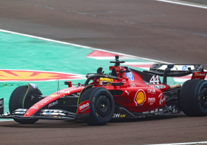 'Hamilton reed dertig rondjes op circuit in Fiorano tijdens eerste testdag'