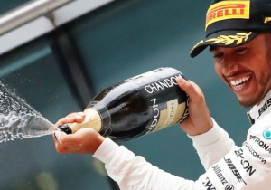 Grand Prix Italië: Hamilton zegeviert, Verstappen herstelt zich geweldig