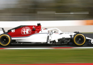 Vasseur: "Leclerc moet zich focussen op Sauber, niet op Ferrari"
