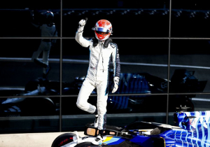 VIDEO: Russell breekt na eerste punten voor Williams: "Het was een emotionele dag"