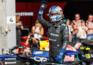 Verstappen stelt podiumplek veilig op Spa bij zege van Antonelli en DNF Russell