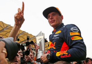 Max Verstappen over Marko: "Bijna een soort tweede vader voor mij"
