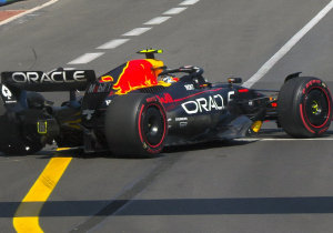 Checo pierde el segundo lugar tras salirse de la pista