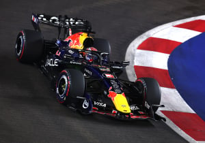 LIVE | GP Singapore: Gaat poleman Verstappen voor het eerst winnen in Singapore?