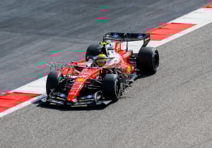 'Ferrari neemt flinke verbeteringen mee naar tweede testweek in Bahrein'