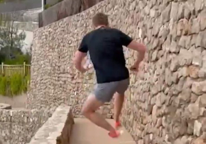 VIDEO: Verstappen maakt z'n dagelijkse routine wat spannender