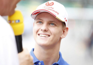 Schumacher remains eager to learn in F2