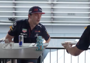 Verstappen en Perez krijgen bijzondere lunch: "Geeft me rillingen!"