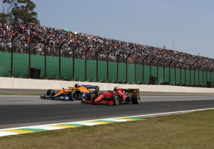 Ferrari must “stay alert” to beat McLaren - Sainz