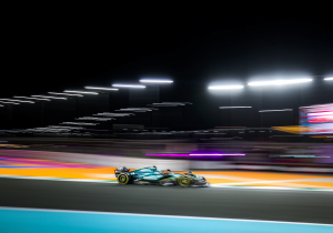 F1 Hoy: Mensaje de Checo; Peligro para Red Bull, Salida de Aston Martin