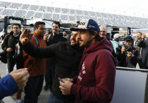 Alonso: Fan experience in Daytona 'unthinkable' in F1