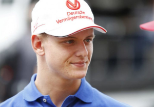 Mick Schumacher doet oproep: 'Verwijder deze foto's'