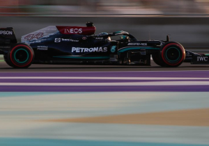 Tweede vrije training GP Saoedi-Arabië: Hamilton het snelste, flinke klapper van Leclerc