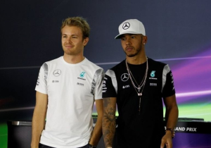 Hamilton over Rosberg: "Ik vind niks van hem"