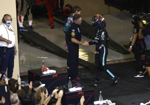 Horner erkent eerdere interesse in Hamilton: "We hebben een aantal gesprekken gevoerd"