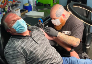 Ricciardo - Tattoo bet "locked in" after Brown gets inked