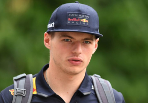 Verstappen store vervangt voormalige F1-auto van Max Verstappen