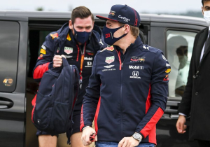 Verstappen komt op voor Red Bull: 'Dat is geen reden om het team af te zeiken'
