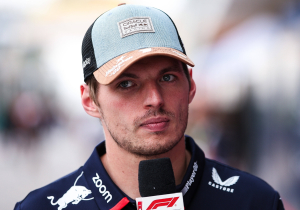 VIDEO | FIA deelt gridstraf van zestig plekken uit, Verstappen pakt pole voor F1 Sprint | GPFans News