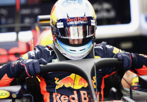 Ricciardo: 'Als ik nog wat races kan winnen, blijf ik mogelijk bij Red Bull'