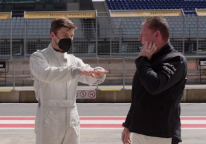 Bijzondere onthulling van ex-teamgenoot Jos Verstappen: 'Max zat vast in de wc'