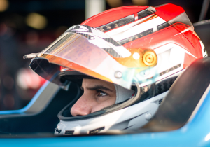 El mexicano Santiago Ramos destaca en el inicio de la Fórmula 3