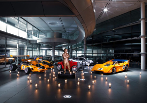 A bronze statue and a haka to commemorate the death of Bruce McLaren