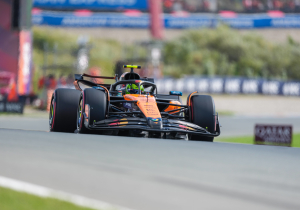 Verstappen op seconde achterstand gezet door Norris in derde training Zandvoort