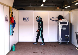 Bottas zit vast op vliegveld in Finland en arriveert later in Bakoe