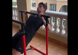 VIDEO: Verstappen stoomt zich klaar voor aankomend F1-seizoen