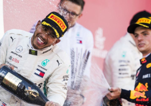 Technisch directeur Mercedes over Verstappen: 'Hij moet constanter worden'