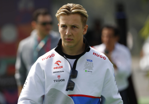 Lawson vergelijkt Red Bull-bolide met Call of Duty: "Je gaat alle kanten op"