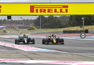 Commentaar Mol bij inhaalactie Verstappen verovert social media-kanalen Formule 1