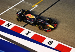 LIVE: Tweede vrije training Singapore: Sainz aan kop, stroeve sessie Verstappen (gesloten)