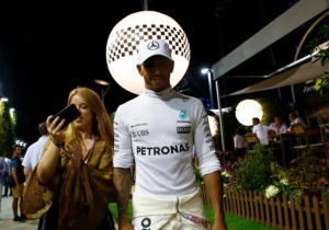 Lewis Hamilton: 'Iedereen moet beschermd worden, niet alleen bazen en coureurs'