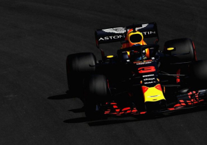 Red Bull warned Renault may withdraw engine offer