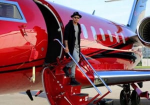 Horner: Hamilton's 'expensive lifestyle' is behind contract delay