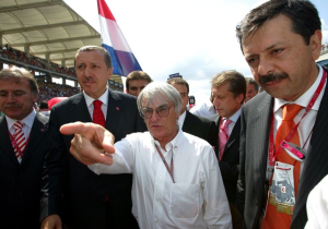 Is voormalig F1-baas Ecclestone een fraudeur of is hij echt 650 miljoen kwijt?