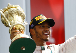 Hamilton insists he doesn't have 'one hand' on the title