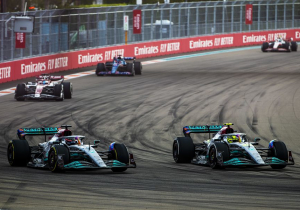 Hamilton and Russell racing 'as team-mates should'