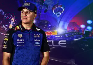 Hadjar geniet van kleuren Red Bull RB22, maakt 2026-doel duidelijk: "Een eerste overwinning"