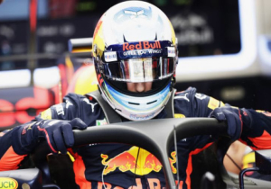 Daniel Ricciardo: "We moeten ons verontschuldigen bij het team"