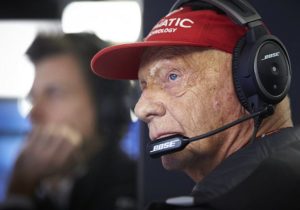 Arts Niki Lauda: 'Hij doet alles goed, maar sommige risico's onvermijdelijk'