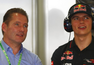 Jos Verstappen: 'Horner heeft mij gevraagd een paar dagen met de Valkyrie te sturen'