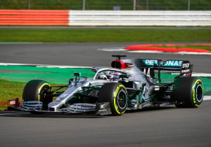 DAS-systeem Mercedes in strijd met 2021-reglementen