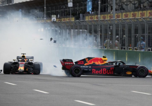 F1-directeur: "Ricciardo was passagier bij crash met Verstappen"